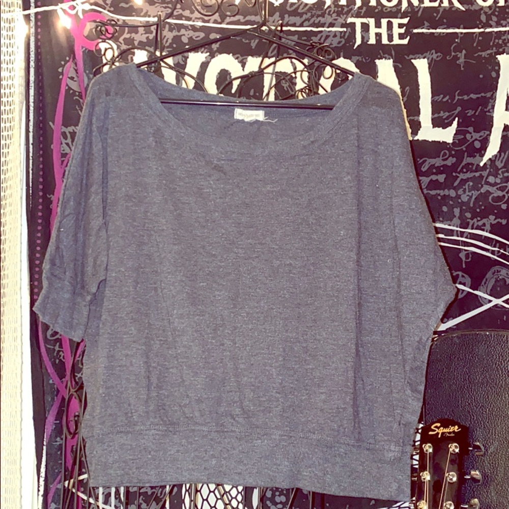 Artisan Apparel • Grey Tee